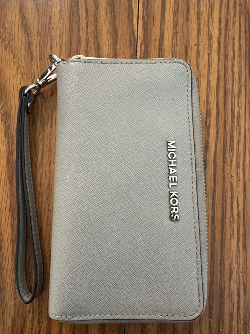 Michael Kors Light Gray Saffiano Zip Wristlet Phone Case with Strap
